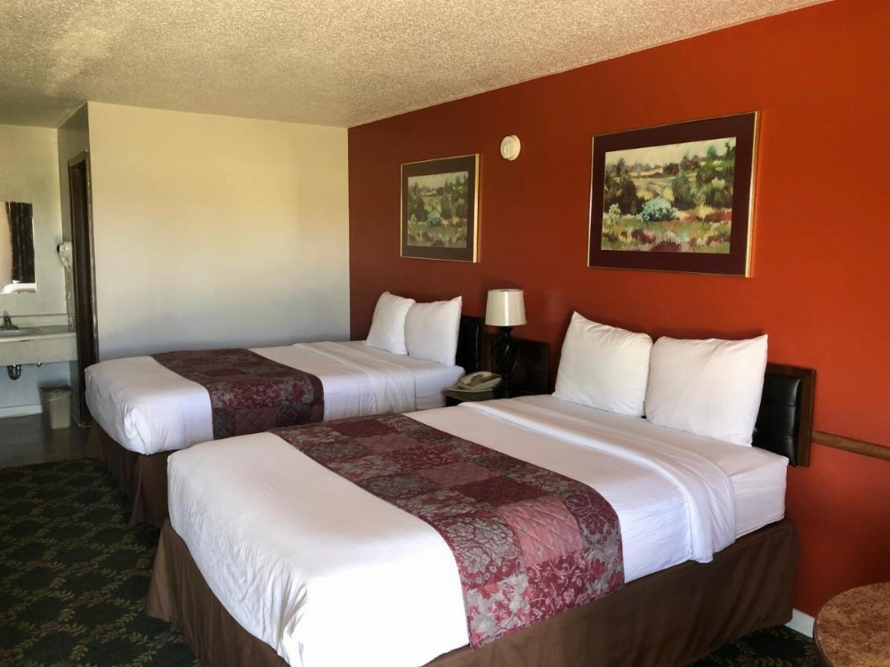 Room image 3